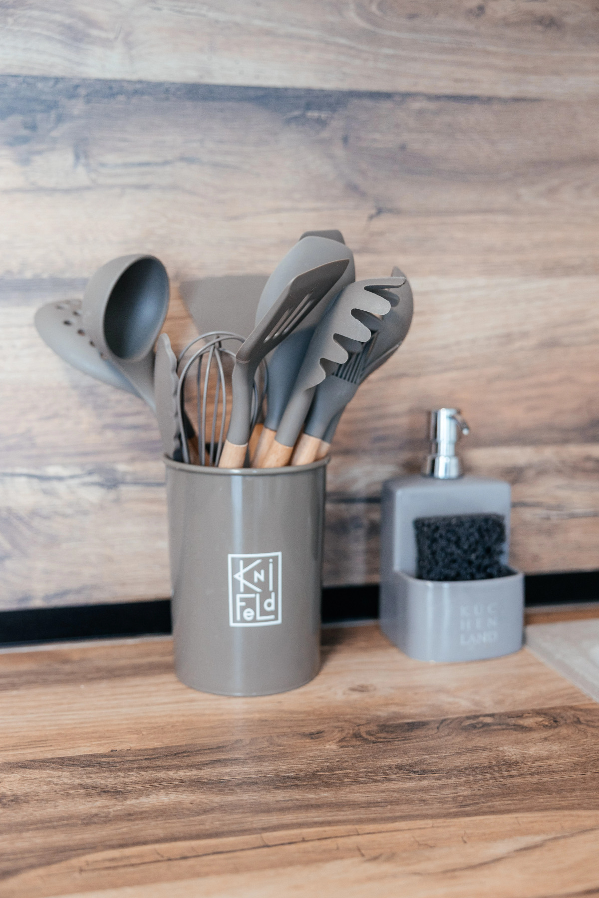 Квартира Стильная 1К Рядом с Зоопарком и Набережной 1-я Подлесная 1