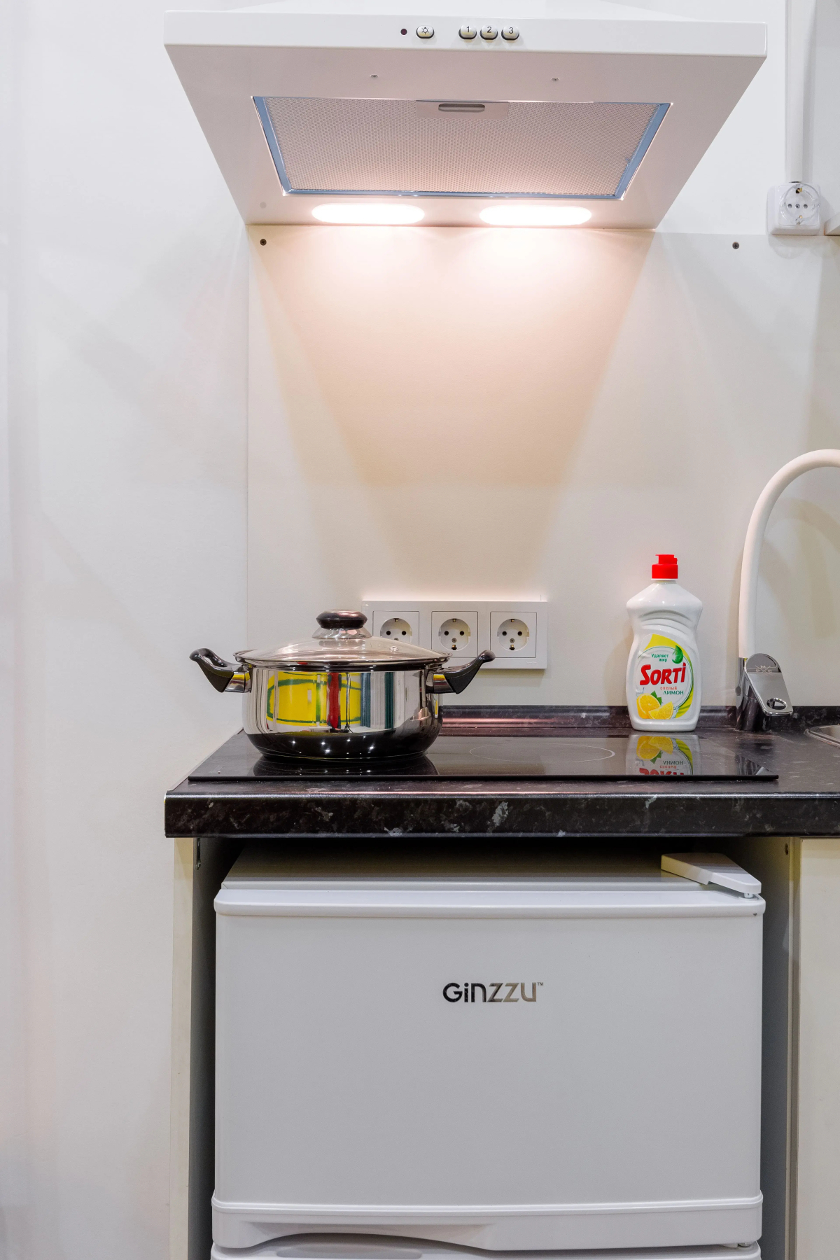 Апартаменты на Набережной Макарова 16