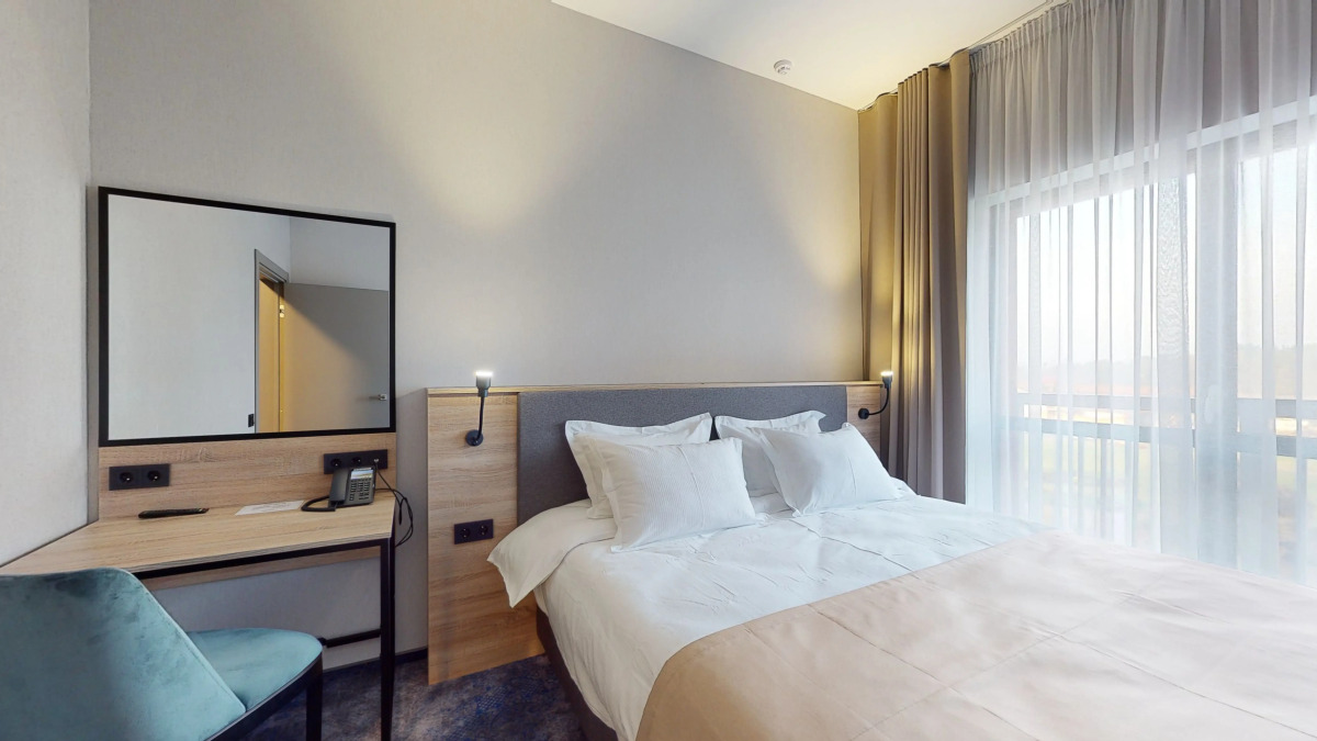 Парк-Отель Яркий