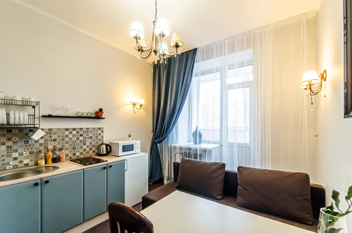 Апартаменты 1-к квартира (24) на Никитинской 108