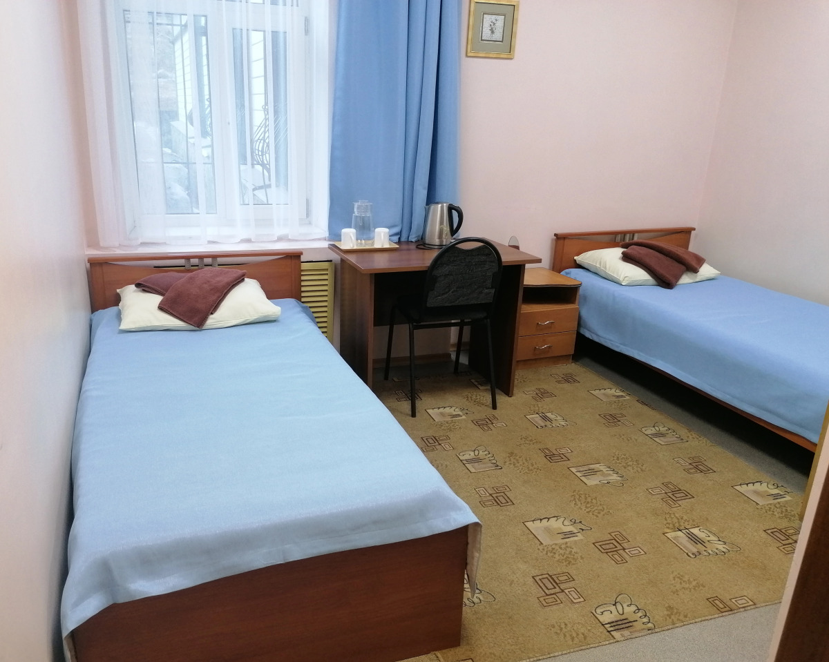 Отель База по приему юных туристов