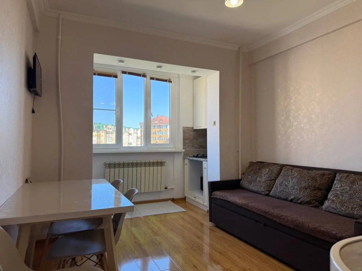 Апартаменты Светлые с балконом и стильной гостиной на Магомедали Магомеджанова