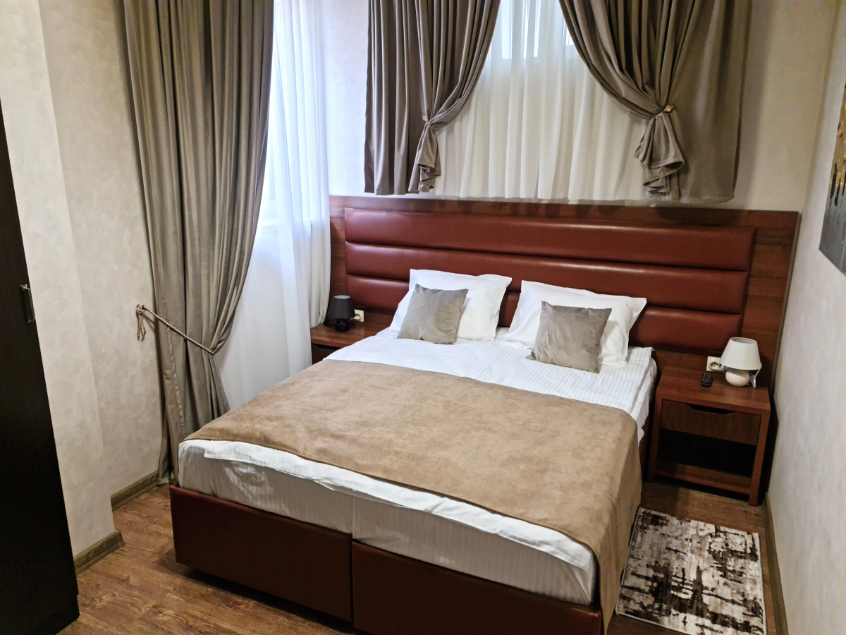 Отель Зеркальный