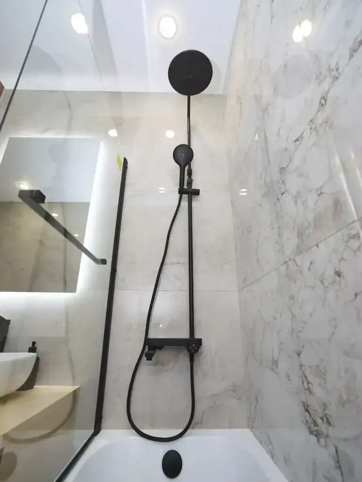 Апартаменты Премиум у Океаниса и Парка Швейцарии