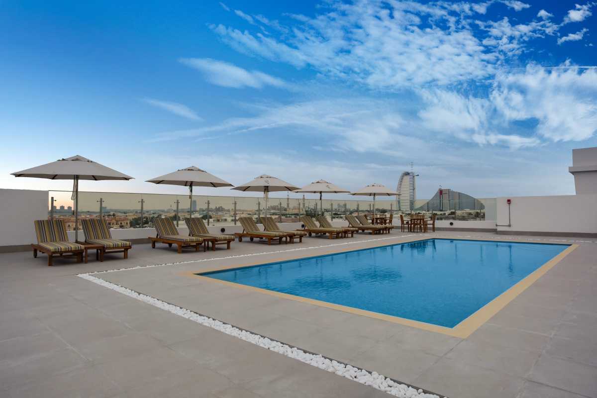 Отель Lemon Tree Hotel Jumeirah Dubai