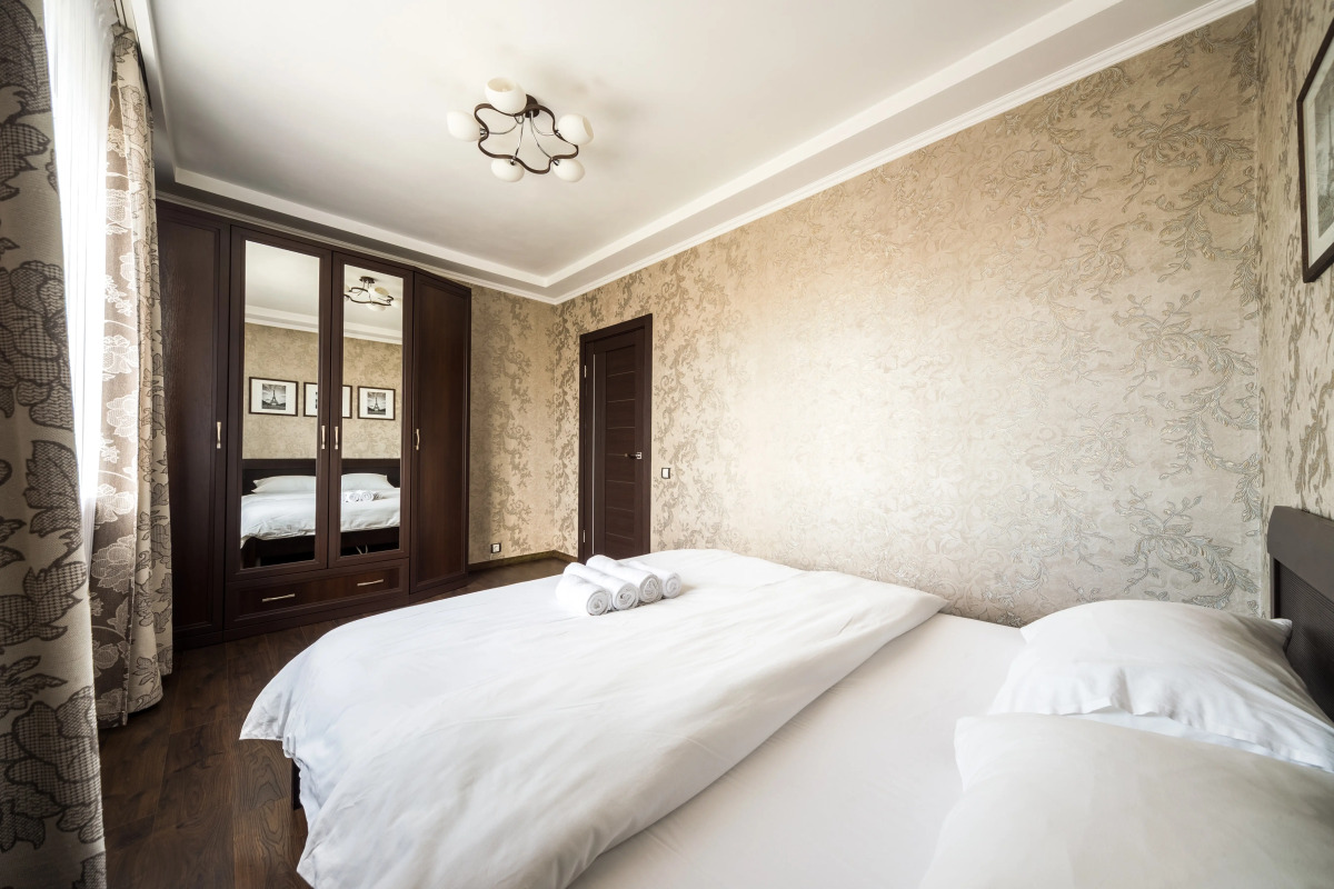 Квартира Тёплая солнечная возле БЦ Первая Башня