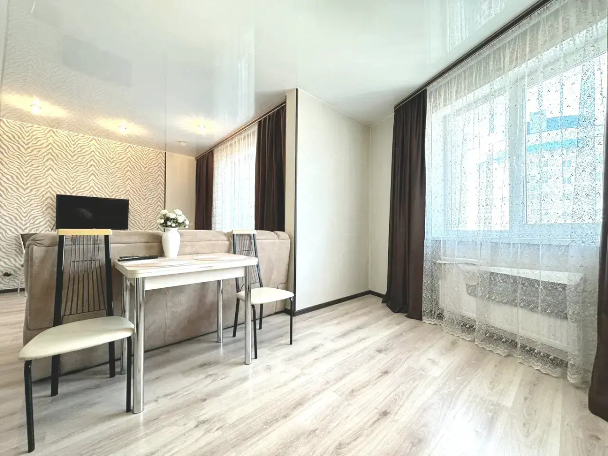 Квартира двухкомнатная с видом на реку на Притомском рядом с Кузбасс-Арена