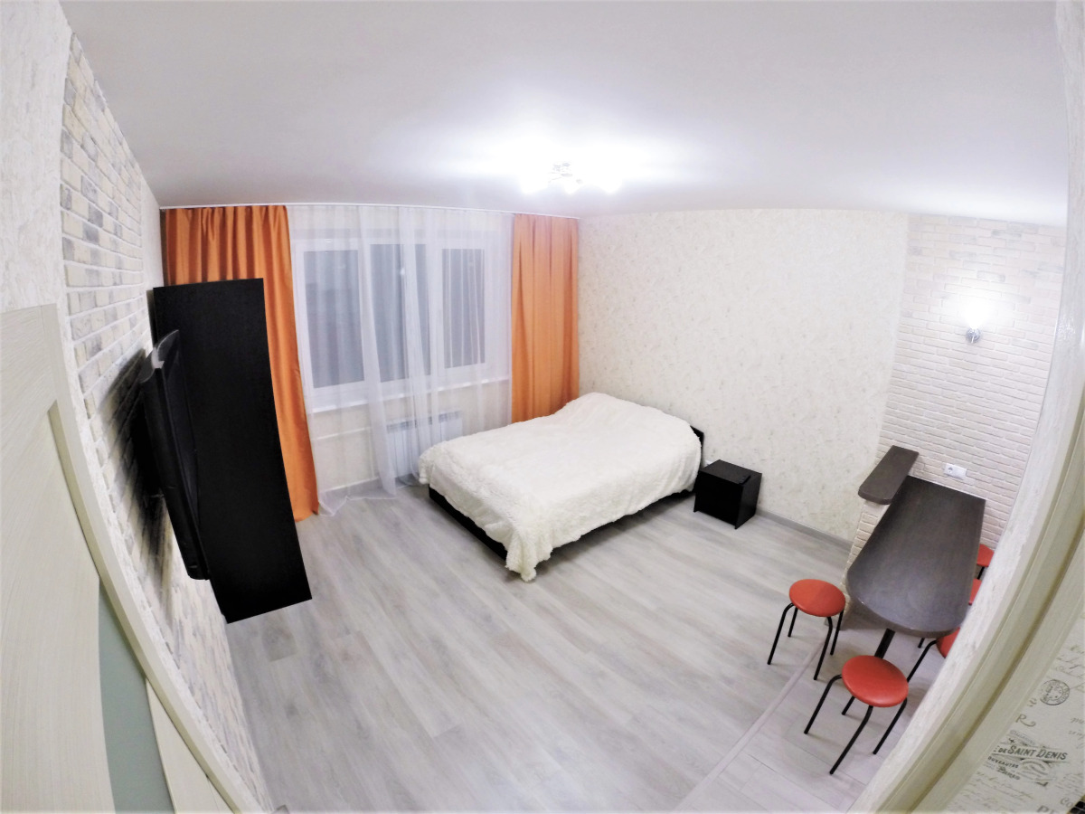 Апартаменты на Кустанайской 11/1