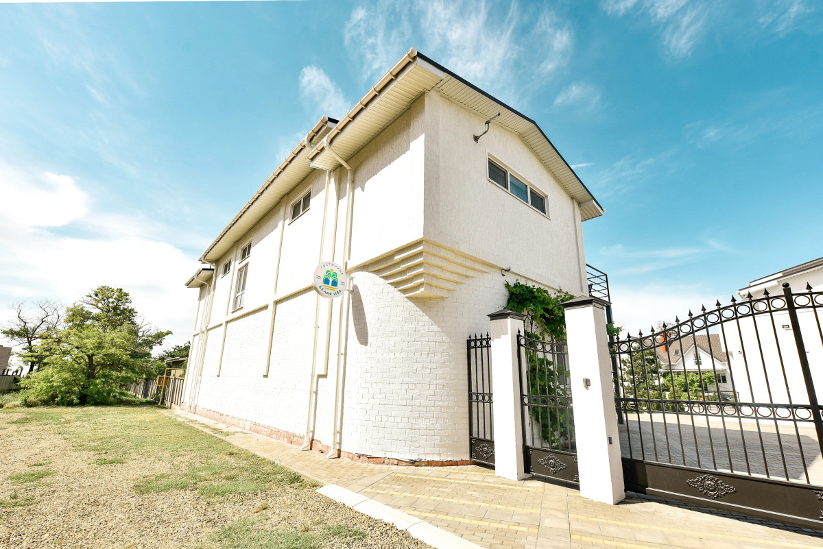 Отель Белая Ива