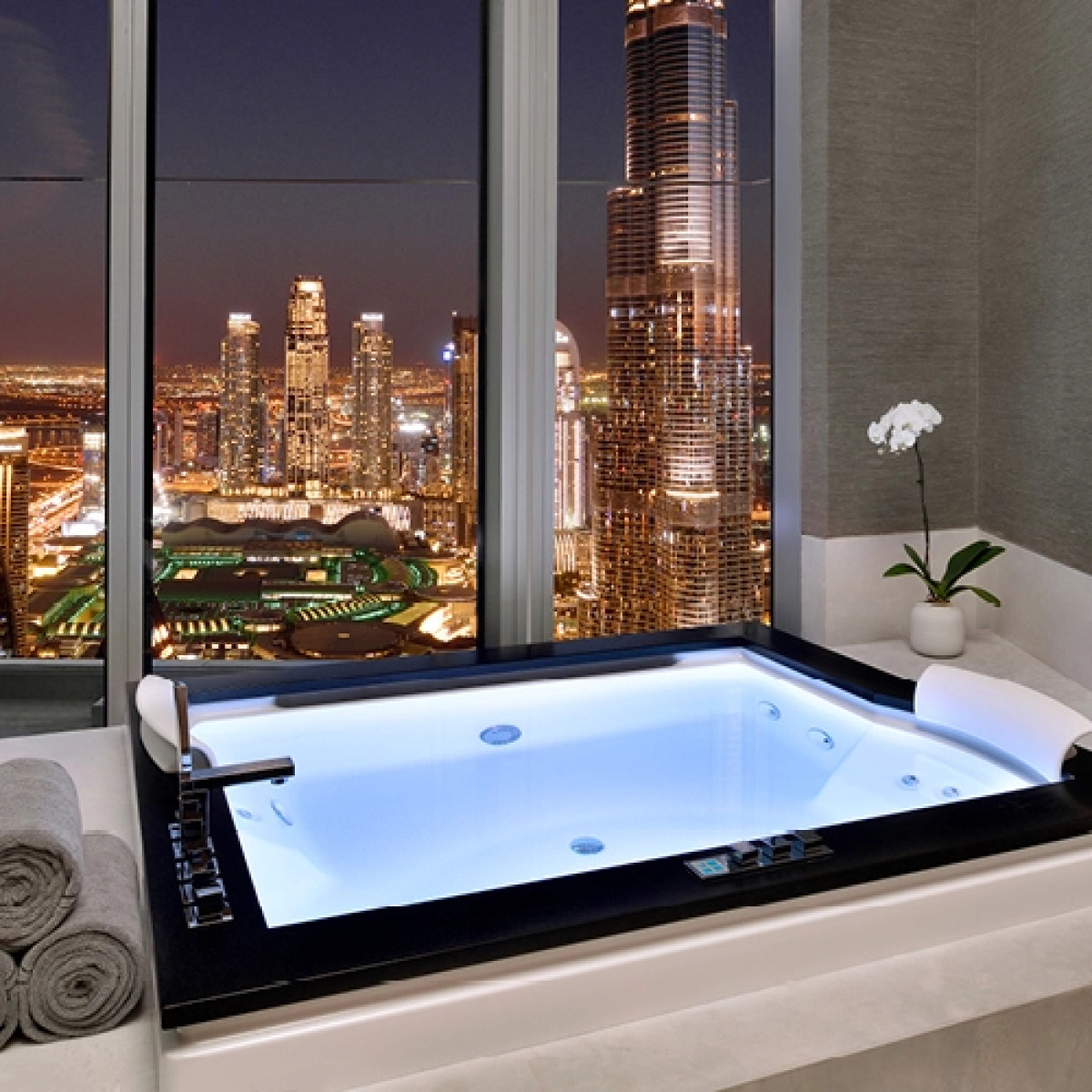 Отель Address Sky View, Downtown Dubai