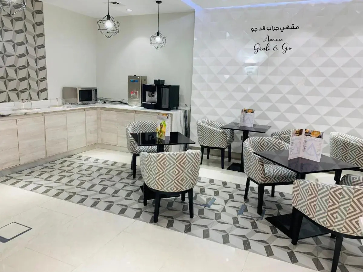 Отель City Avenue Hotel