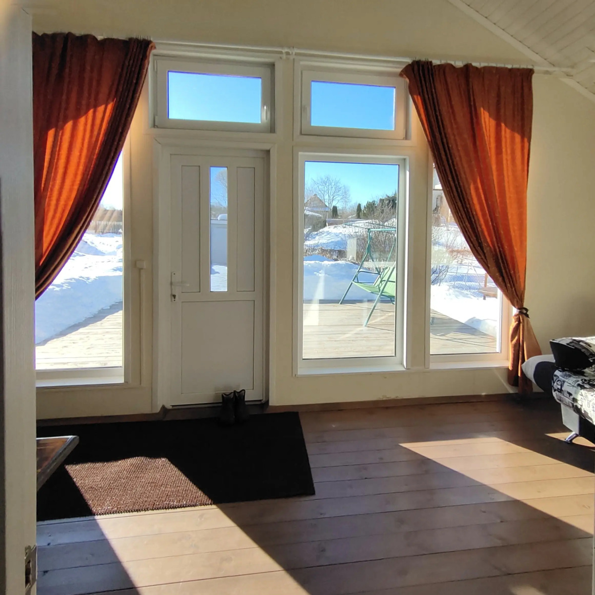 Гостевой Дом Уютный Домик с Террасой