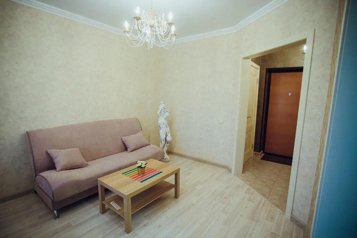 Апартаменты на Октябрьской Революции 27