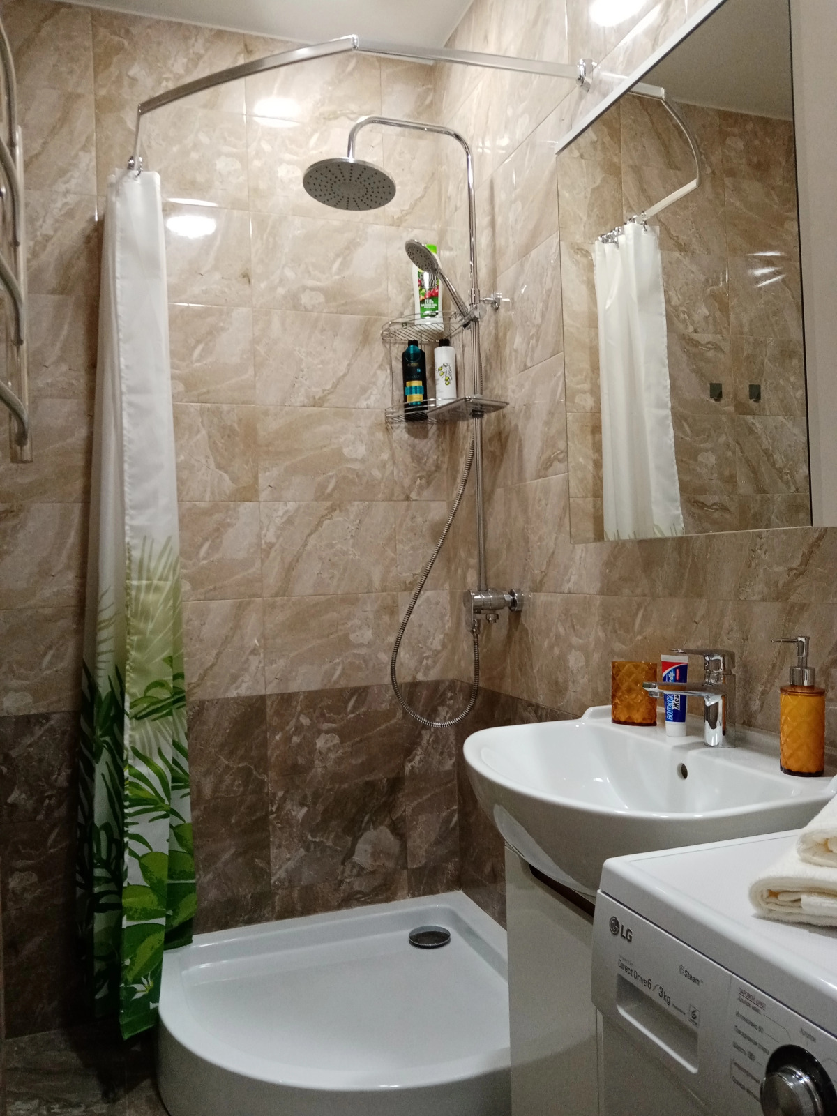 Апартаменты Листья на Автозаводской