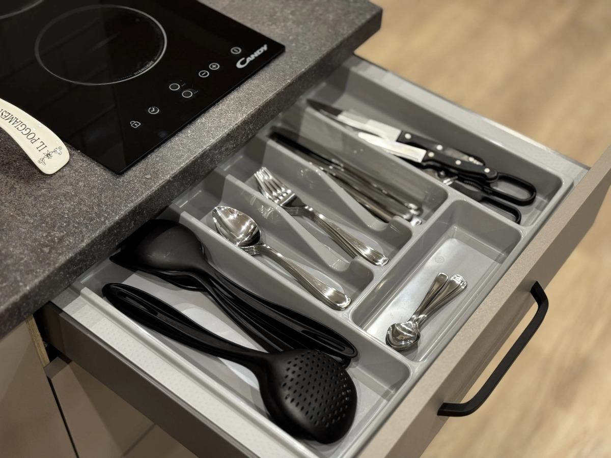 Апартаменты  Apart SV4 Цоколь Раушен Престиж