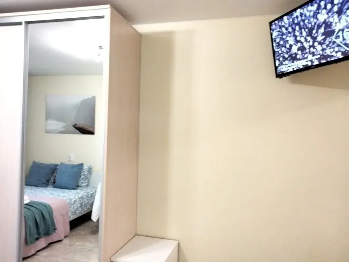 Апартаменты Студия с Балконом и Видом на Город Lesnaya