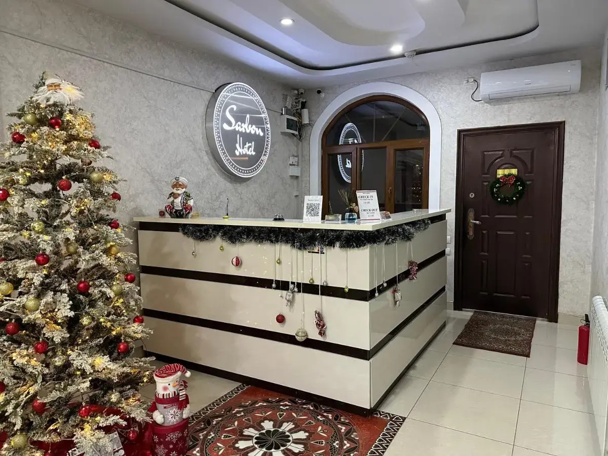 Отель Sarbon