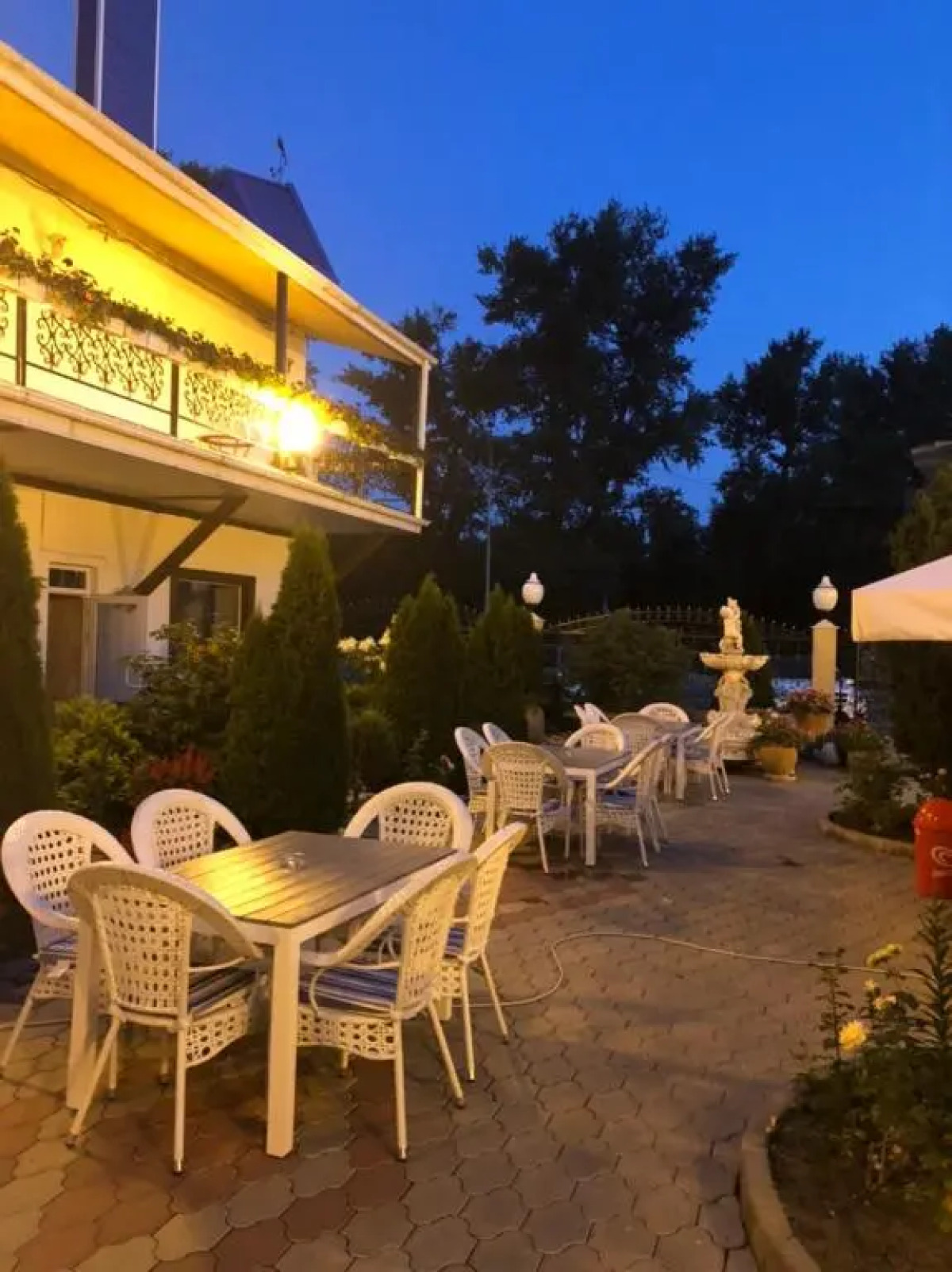 Отель Ливадия