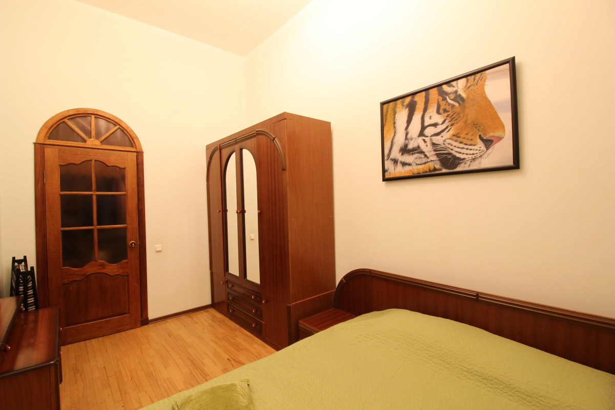 Апартаменты 2-х комнатные на Невском 65