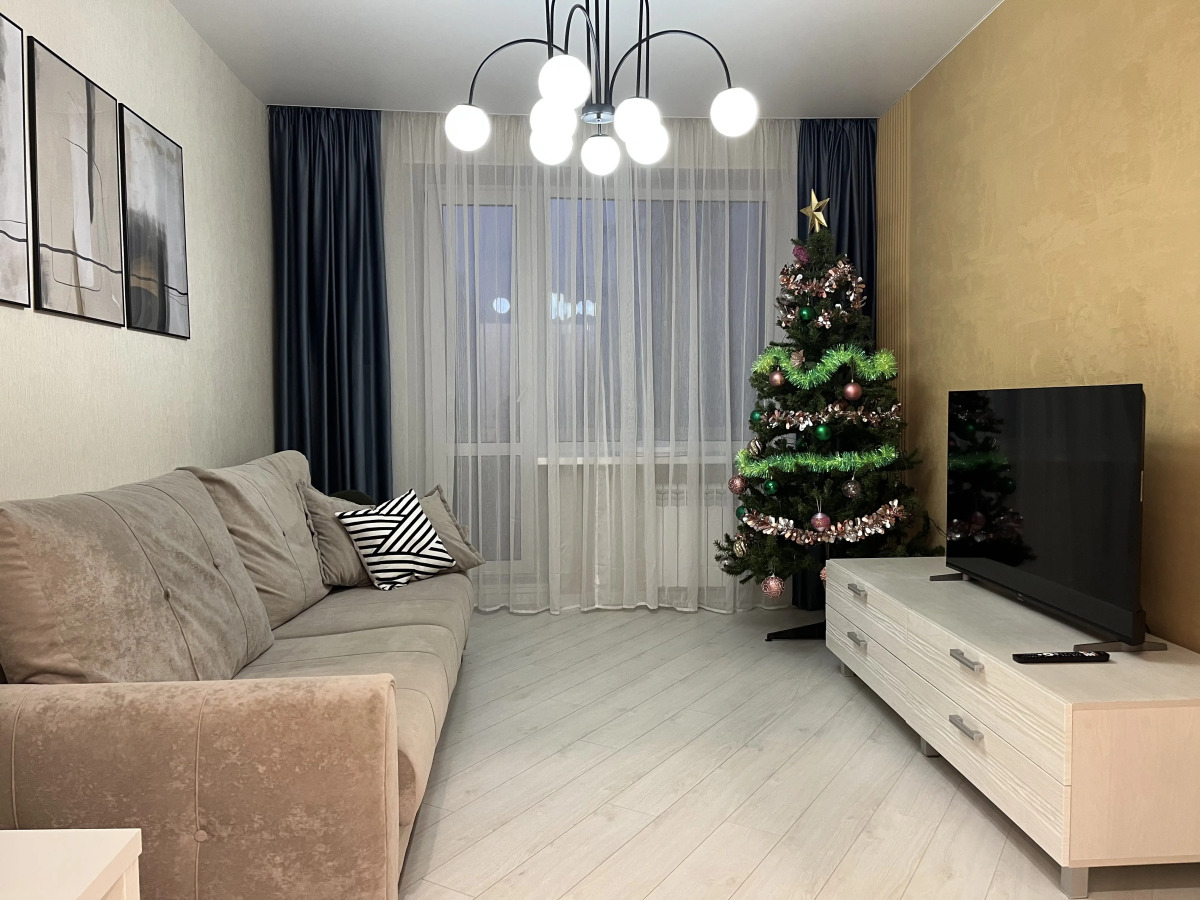 Квартира Уютная Напротив Железнодорожного Вокзала