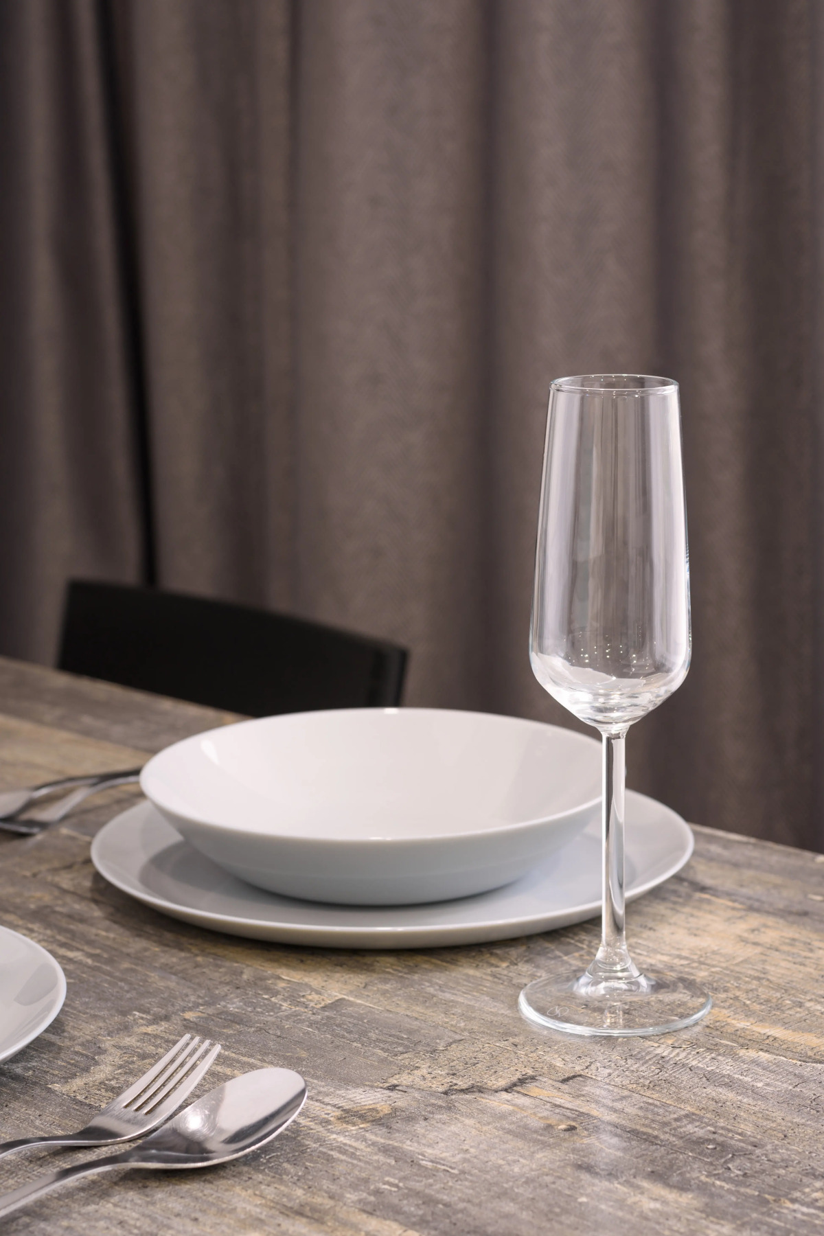 Апартаменты KrasLoft на Взлётной на 4 гостей