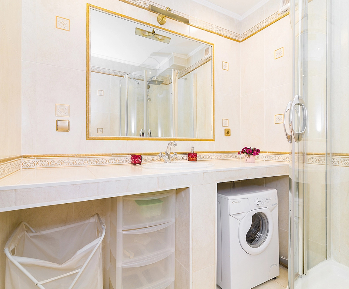 Апартаменты двухкомнатные с видом на Волгу на ул.К.Маркса 44, м.Стрелка. Сова-Дом