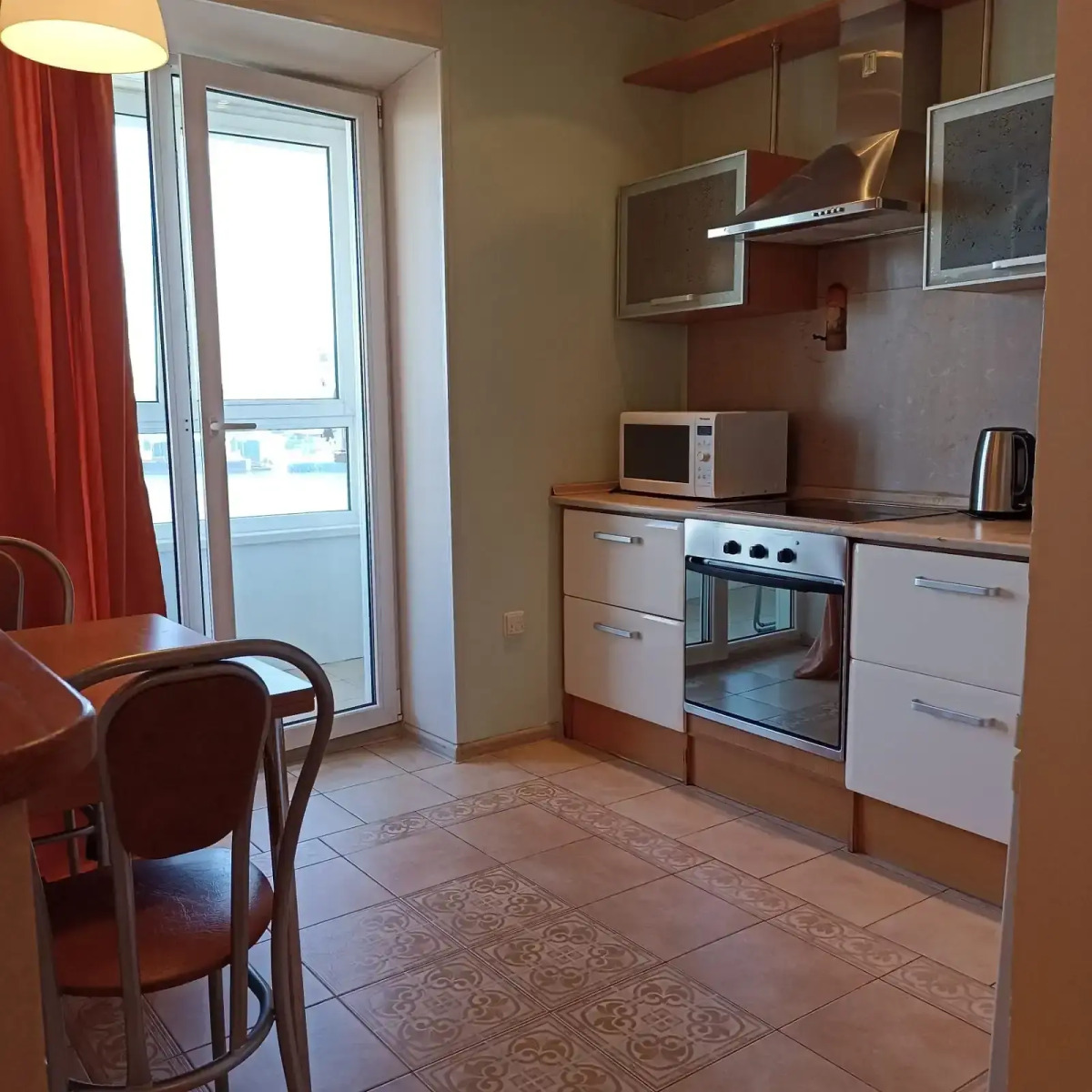 Квартира 1-Kомнатная Бестужева 15 Вид на Золотой Мост