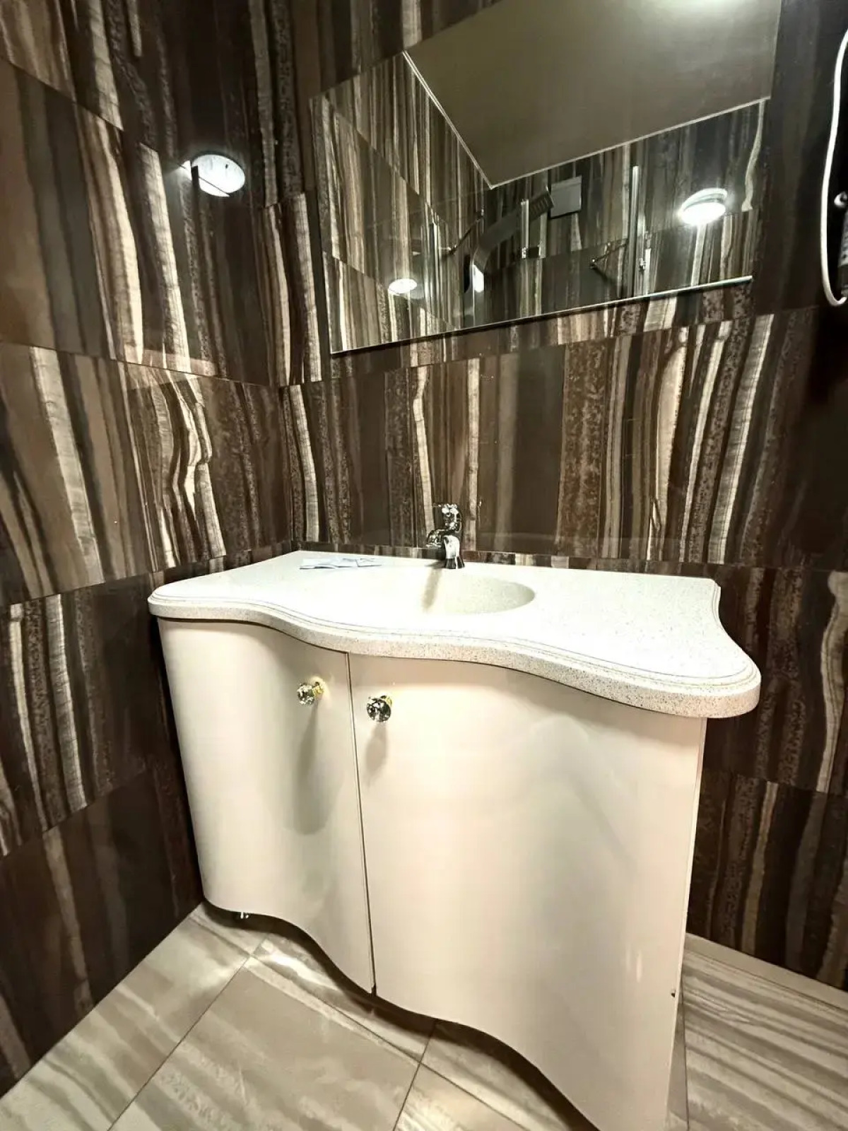 Апартаменты VipHouse Верхнеторговая Площадь