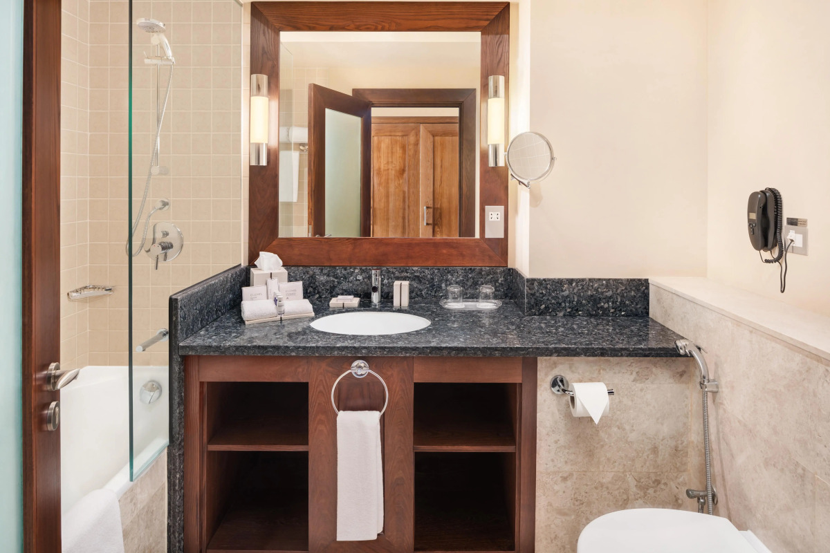 Отель JA Ocean View Hotel