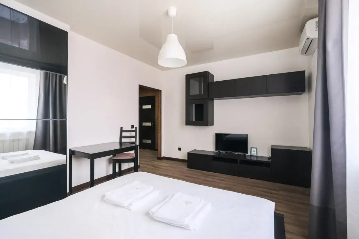 Апартаменты Домант Романова 60 (1)