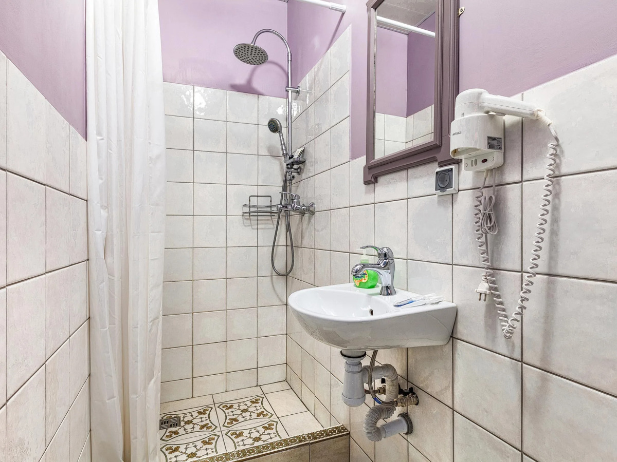 Меблированные комнаты У Дома Книги