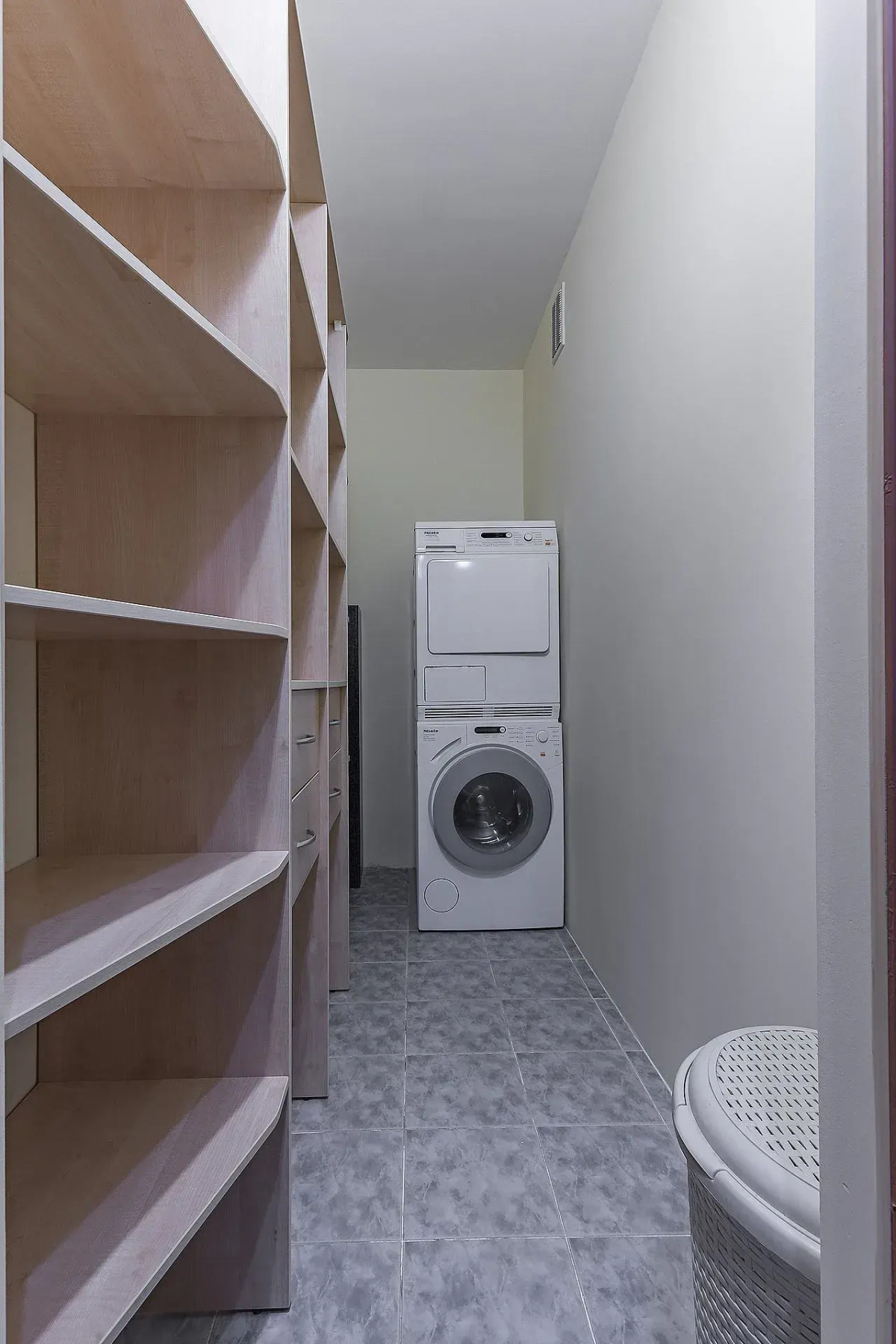 Просторная квартира в Центре Города с подземным паркингом