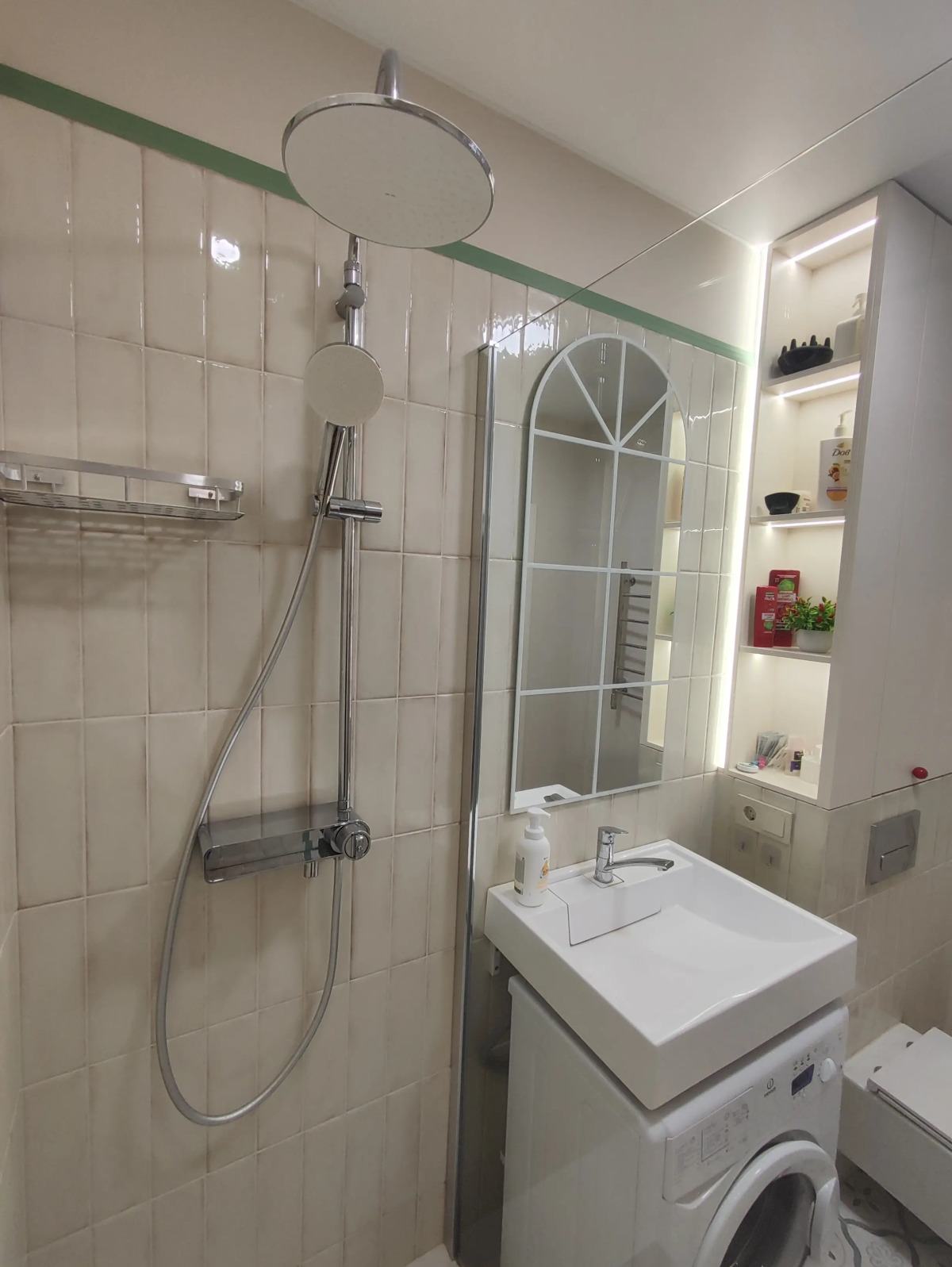 Квартира рядом с метро и жд вокзалом и прекрасным видом на город