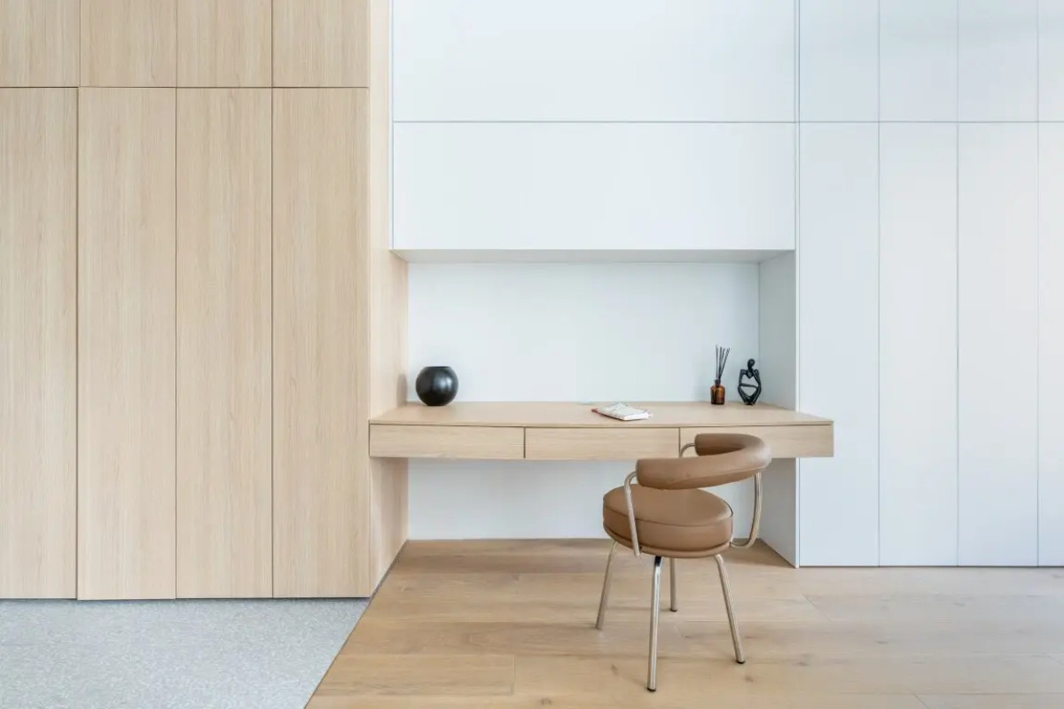 Уютная студия с видом на башни