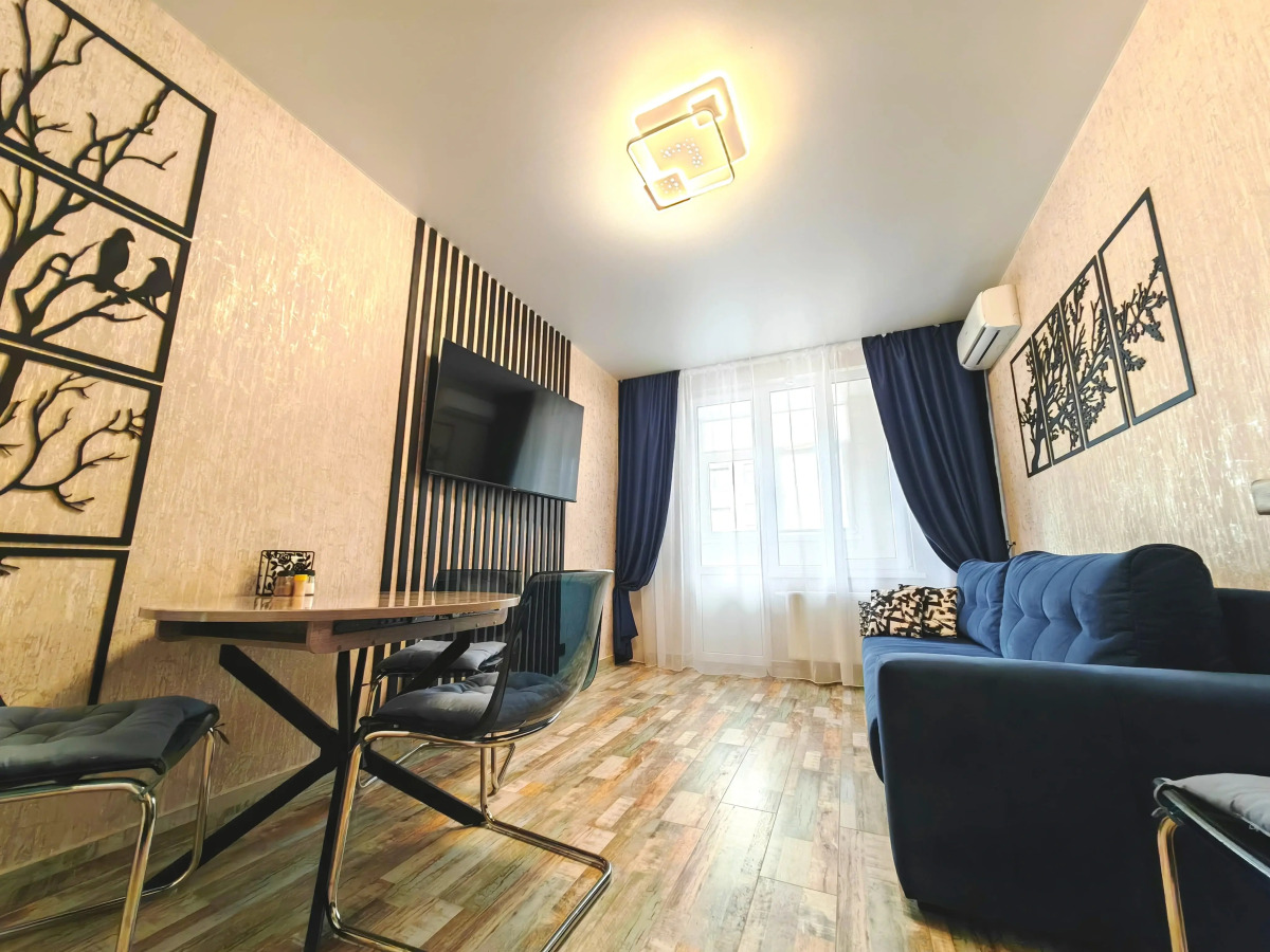 Апартаменты UzorApart Новая комфортная евродвушка в центре недалеко от набережной