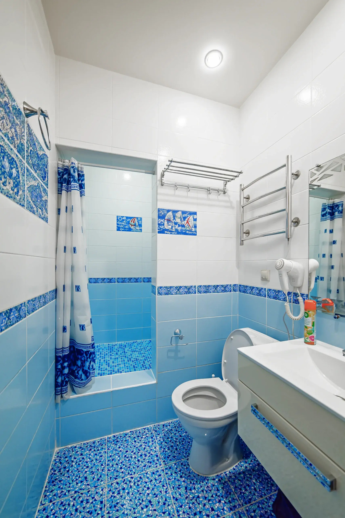 Отель Горький