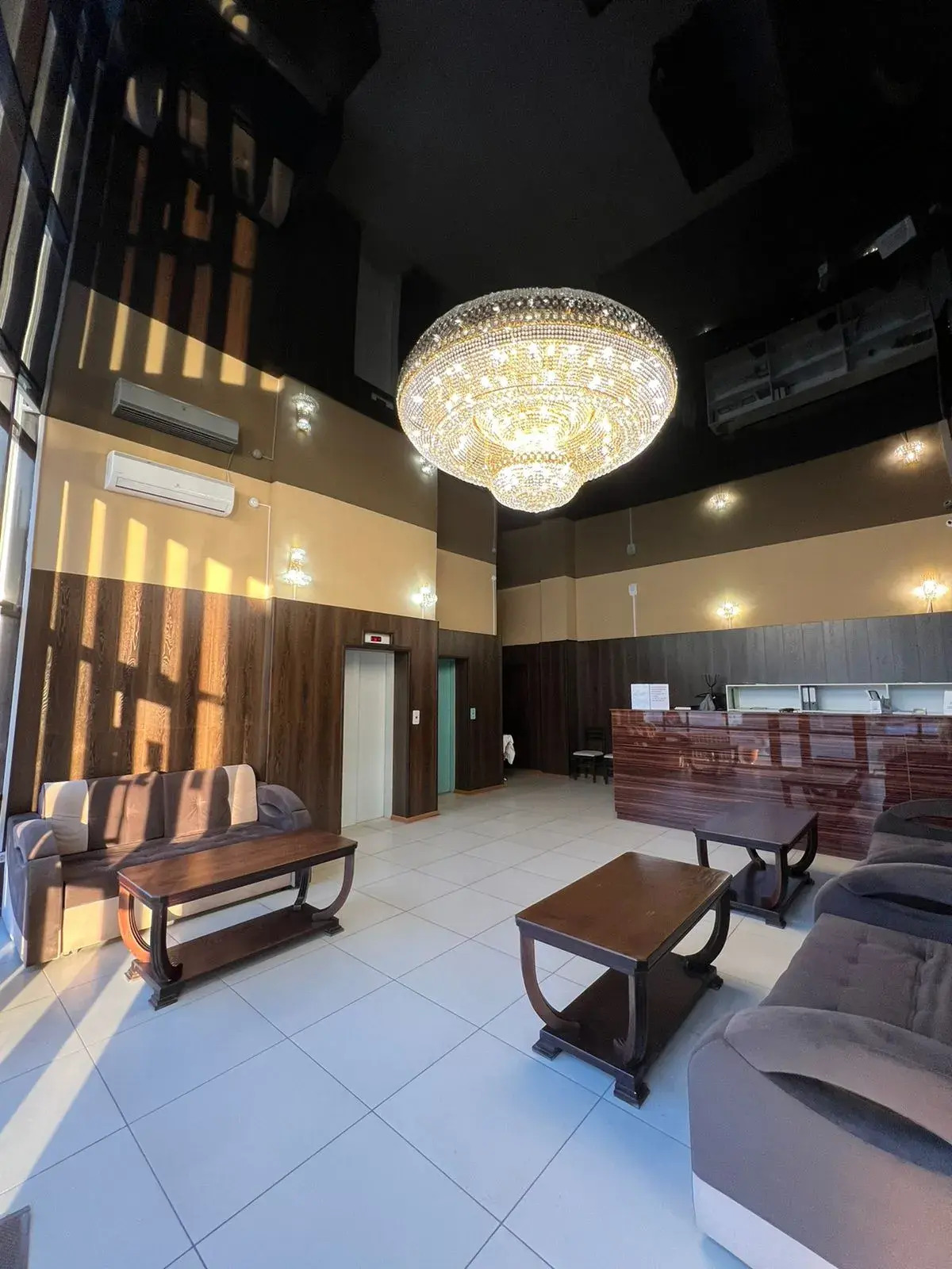 Отель Сюрприз на Яблочкова 31Ж