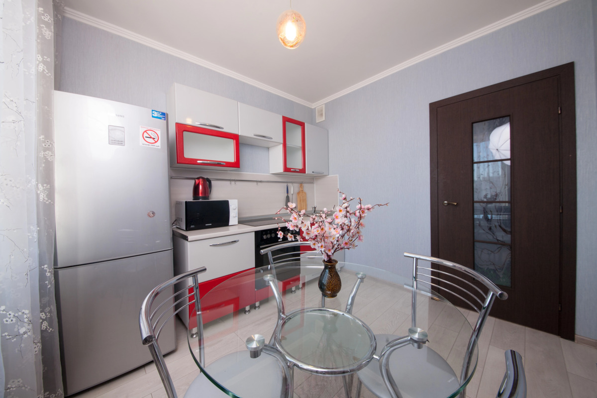 Апартаменты на Батурина 19