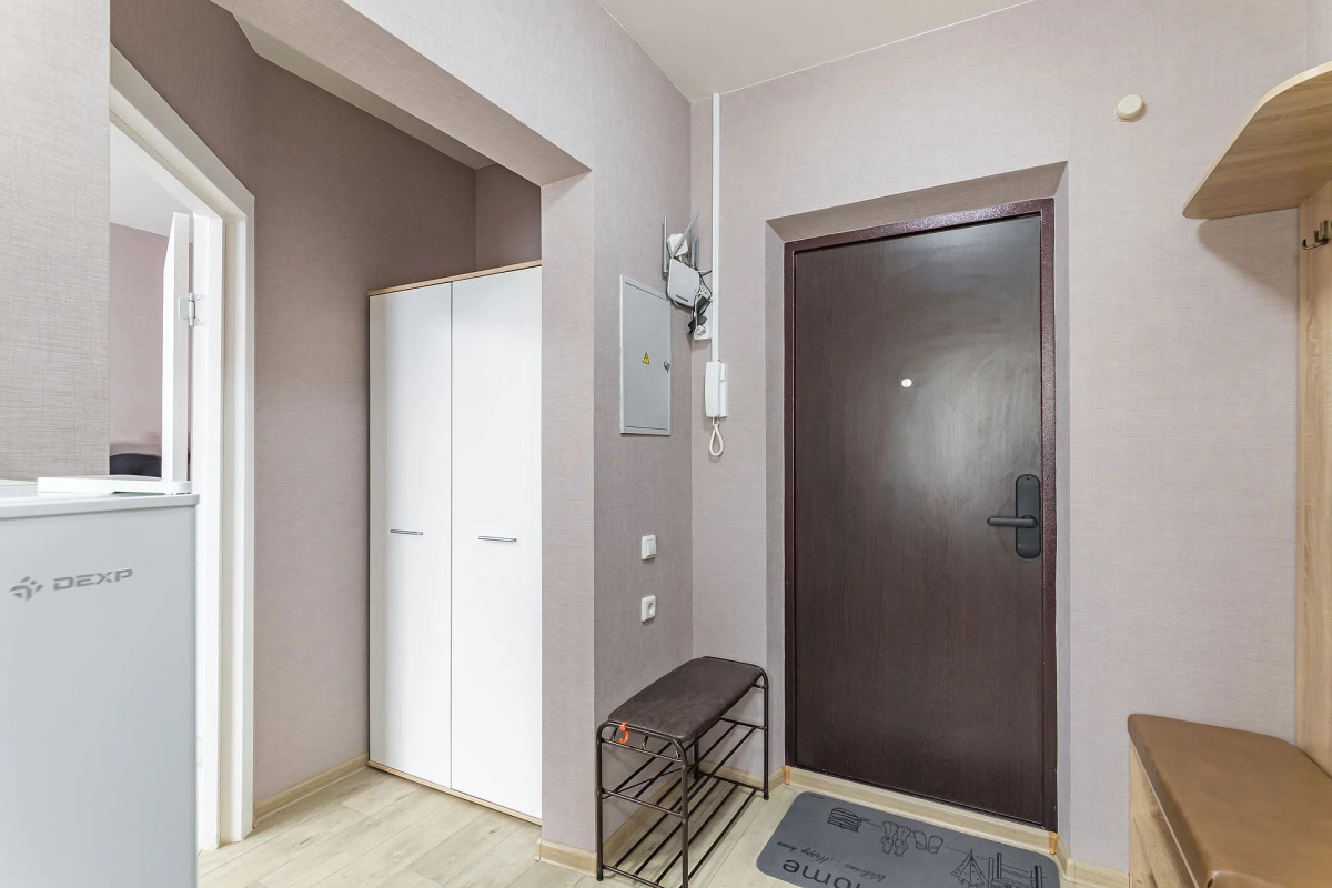 Квартира на Бурнаковская 105