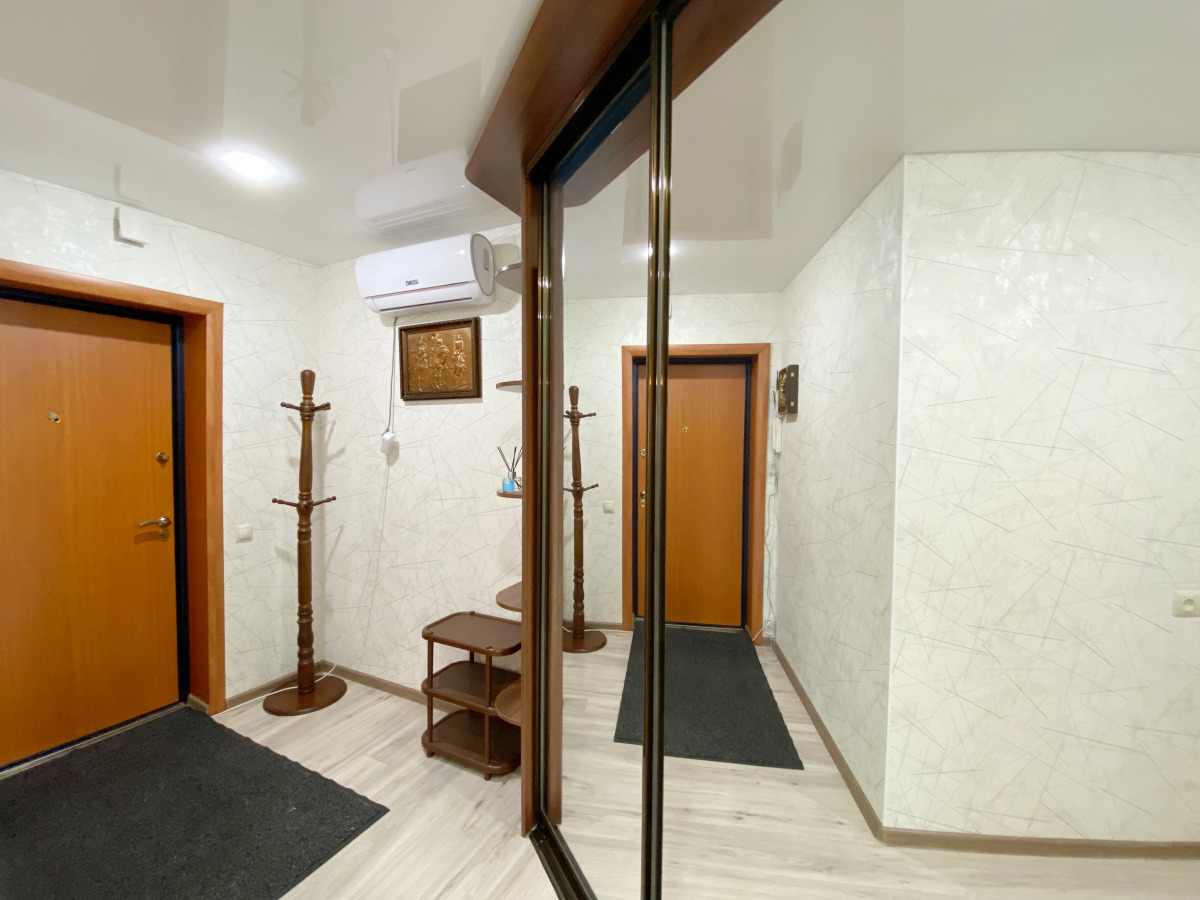 Апартаменты 2х комнатные на Крыгина 6