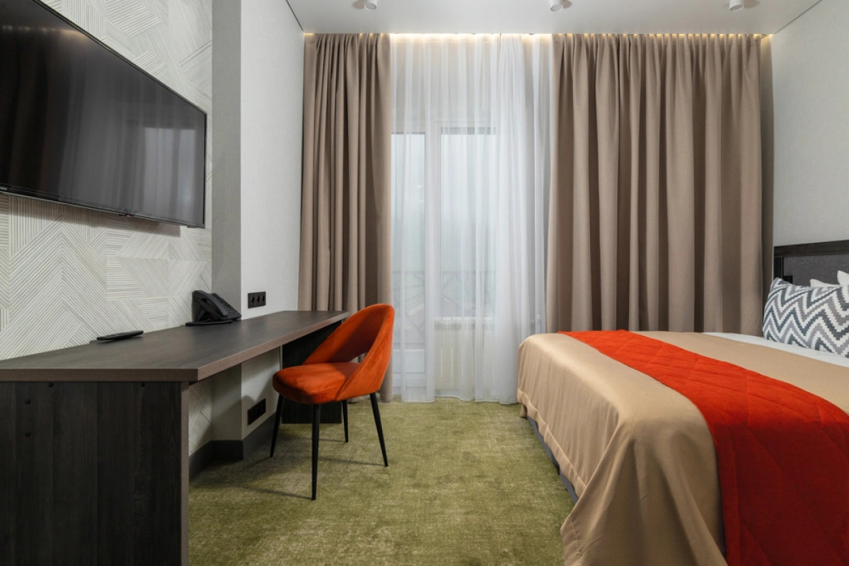 Отель Скала