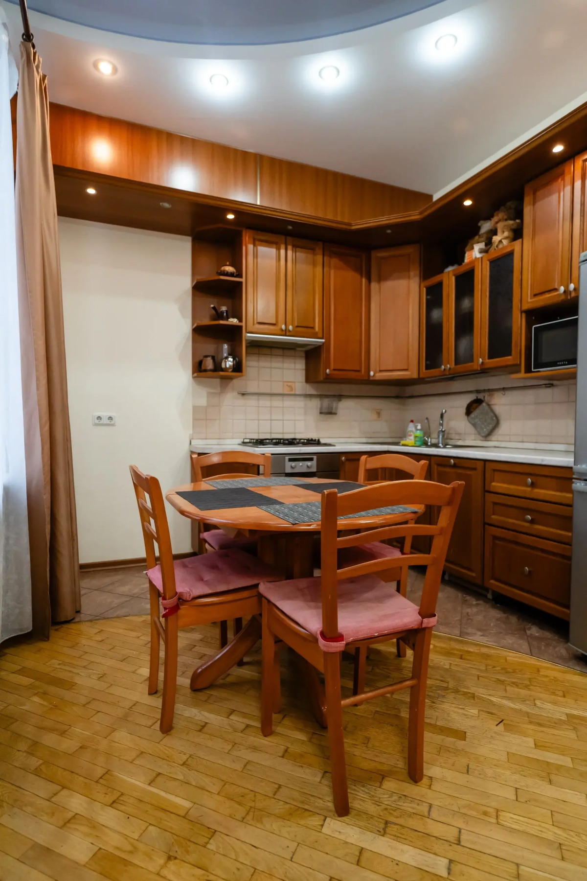 Апартаменты на Гороховой улице 4