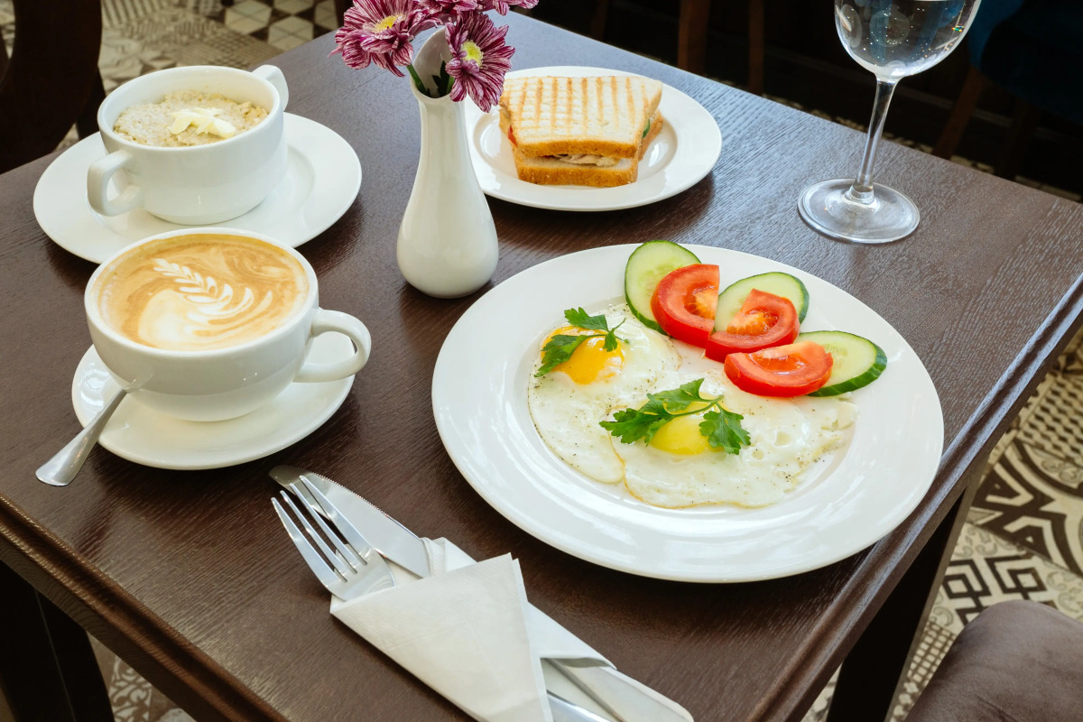 Отель Аристократ