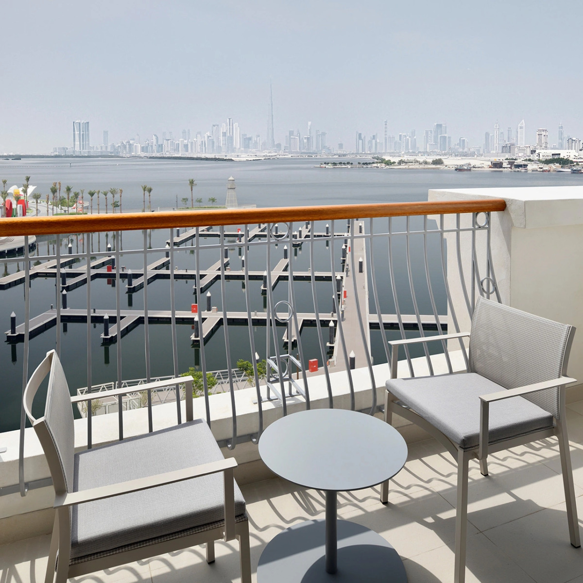 Отель Vida Creek Harbour