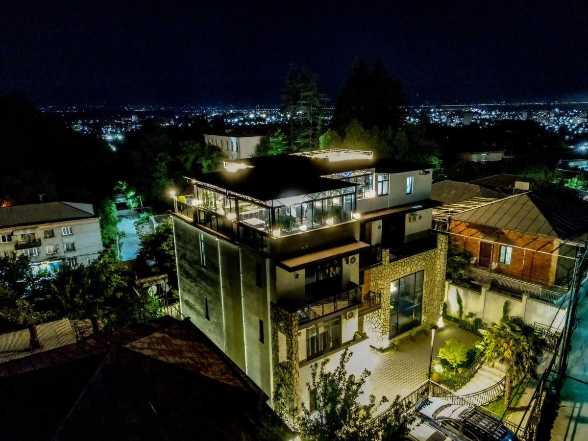 Отель Hill Hotel Kutaisi