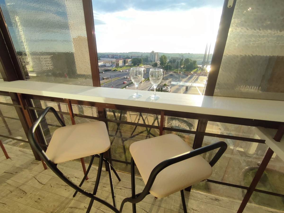 Апартаменты в самом центре Витебска с шикарным панорамным видом на площадь Победы