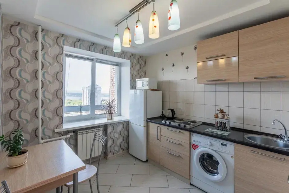 Квартира с джакузи шикарным видом на Волгу в центре Самары