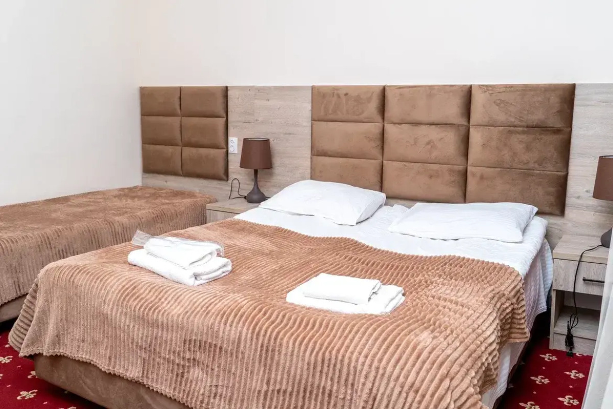 Отель Белые Ночи