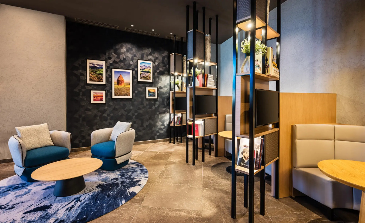 Отель Courtyard by Marriott Baku