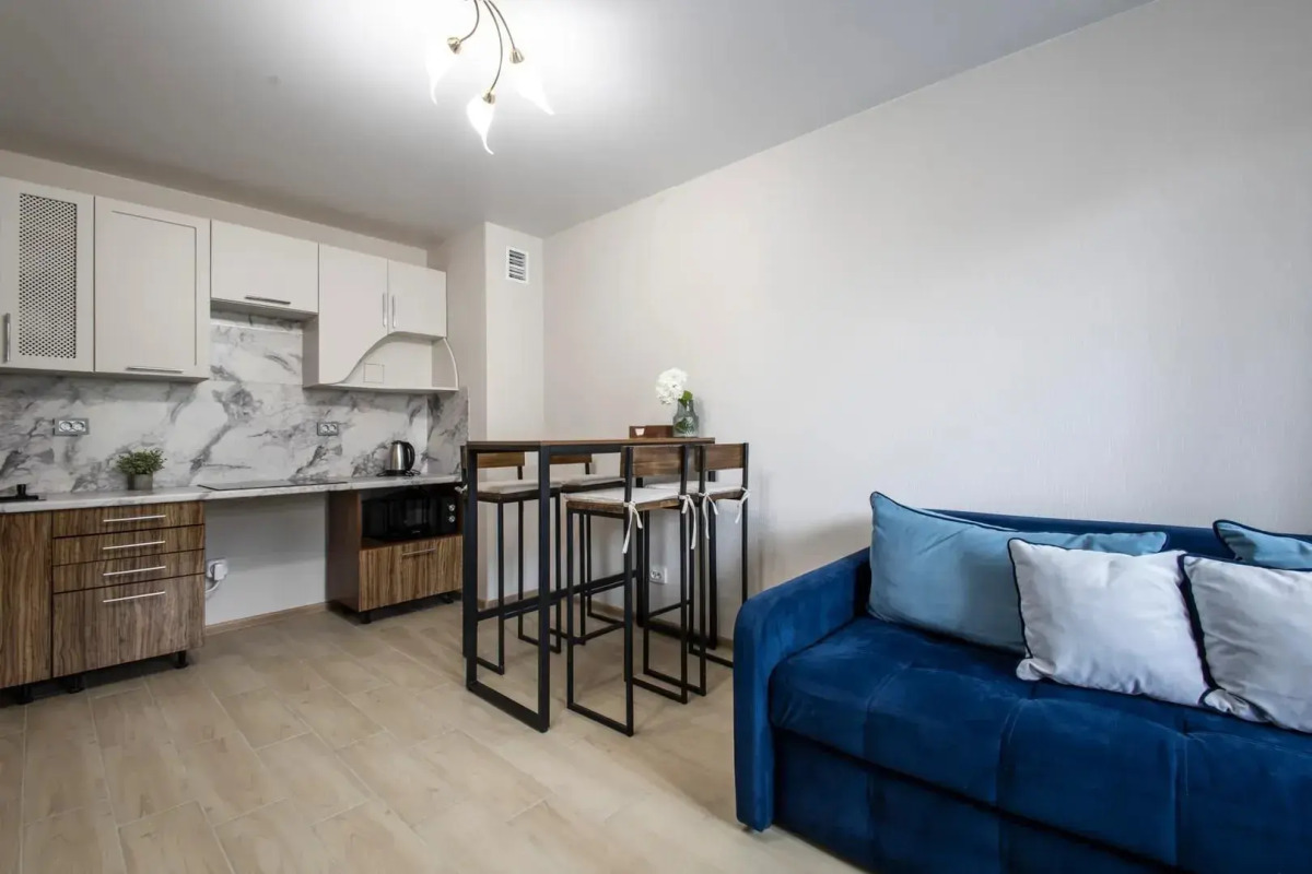 Квартира на Героев Донбасса 2